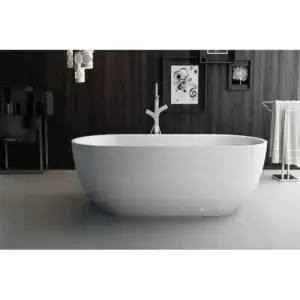 Modern free-standing bathtub